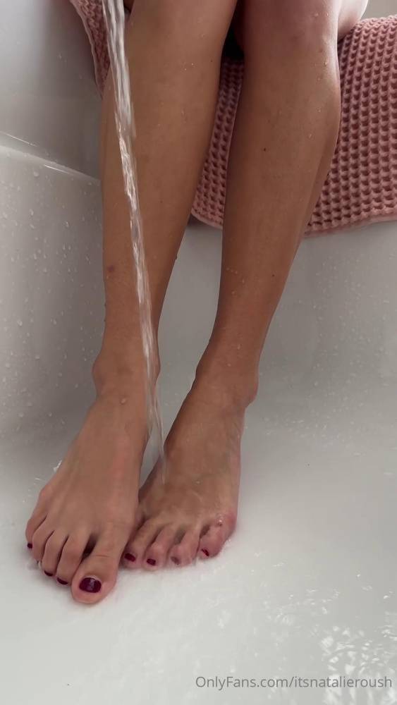 Natalie Roush Wet Feet Cleaning PPV Onlyfans Video Leaked - #6