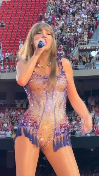 Taylor Swift Camel Toe Bodysuit Video Leaked