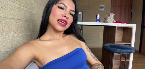 First Blowjob Casting with Colombian Amateur girl Xamara