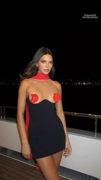 Kendall Jenner Pasties Dress Candid Video Leaked