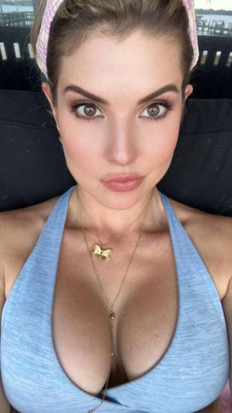 Amanda Cerny Sexy Boobs Cleavage Onlyfans Set Leaked